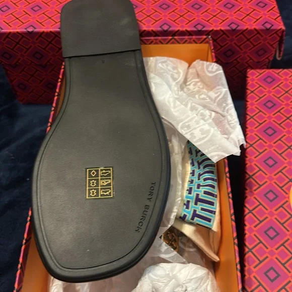 ❌sold❌Tory Burch Sandals - Picture 4 of 8